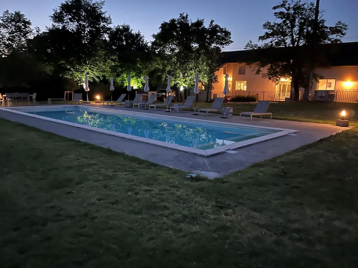 Les Terrasses Binel A Ronsac Villa Aigrefeuille